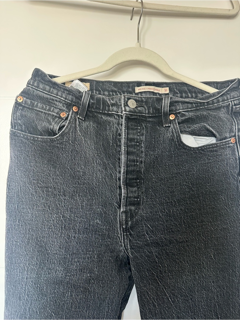 Levi’s Ribcage Soda Spring - Picture 4 of 5
